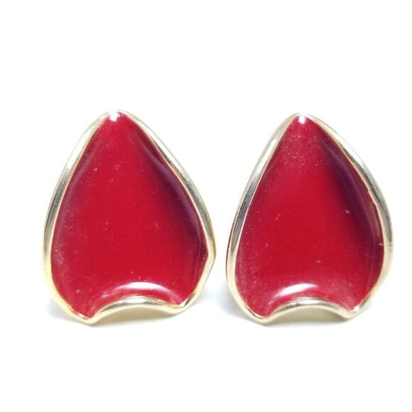 Vintage Red Enamel Petal Shape Clip On Earrings, Retro Bright Design, Estate - Picture 1 of 6